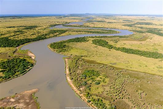 Rhino Ridge Safari Lodge